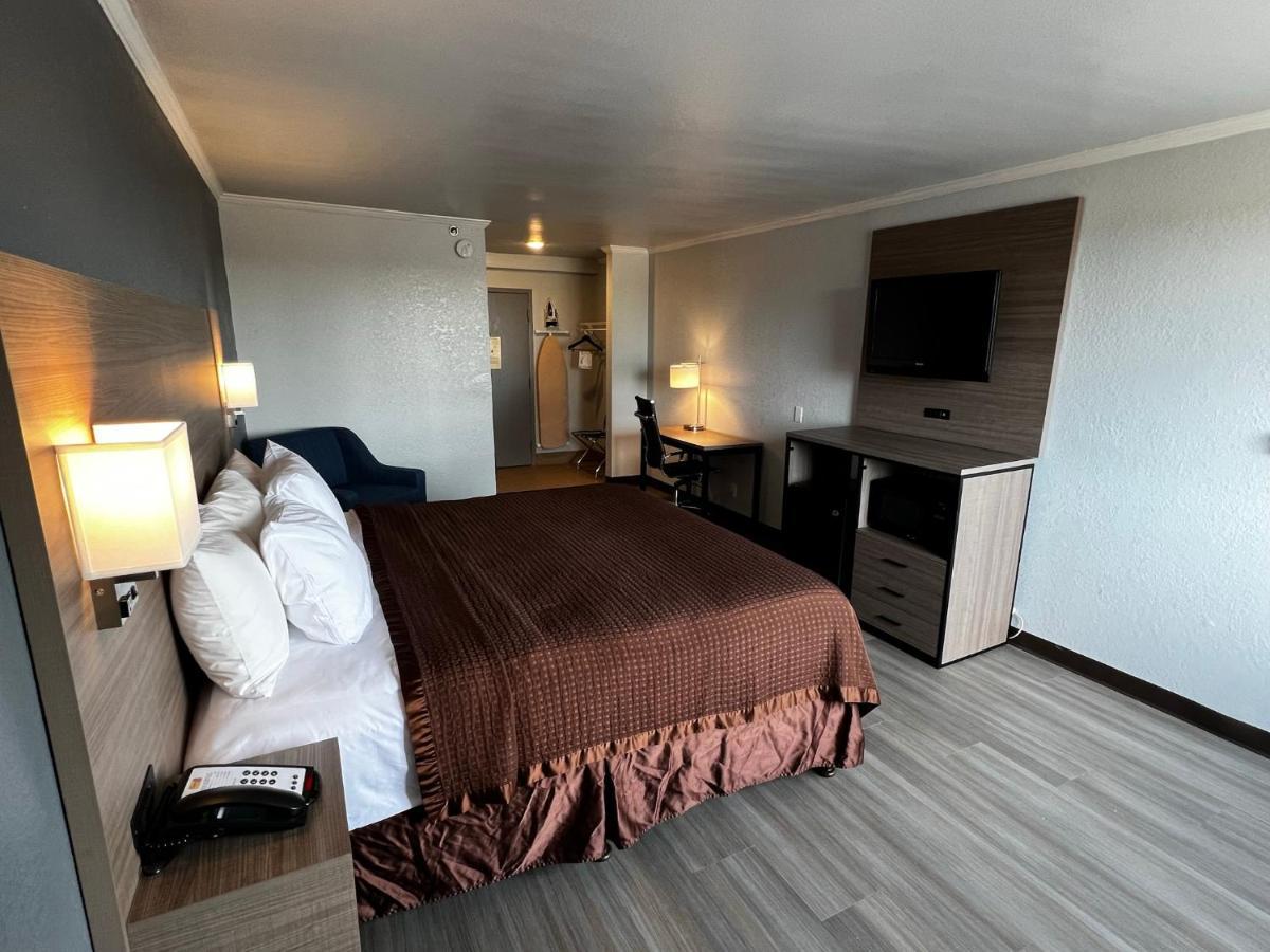 Super 8 By Wyndham Fort Worth Entertainment District Ngoại thất bức ảnh