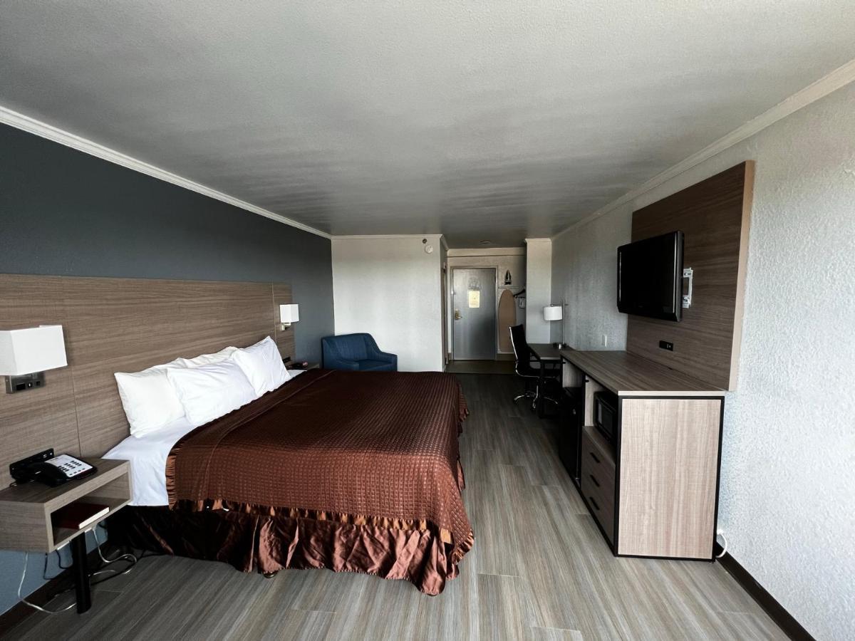 Super 8 By Wyndham Fort Worth Entertainment District Ngoại thất bức ảnh